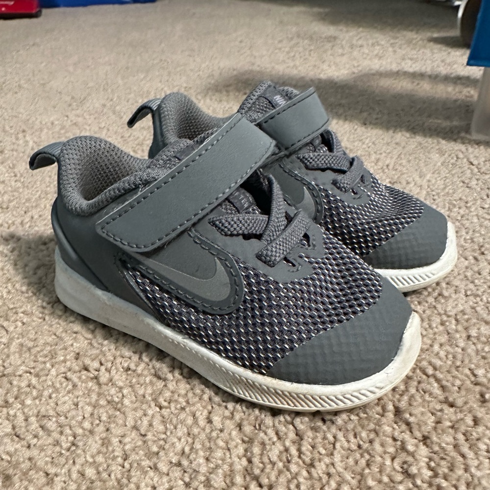 Toddler Boys Nike Tennis Shoes